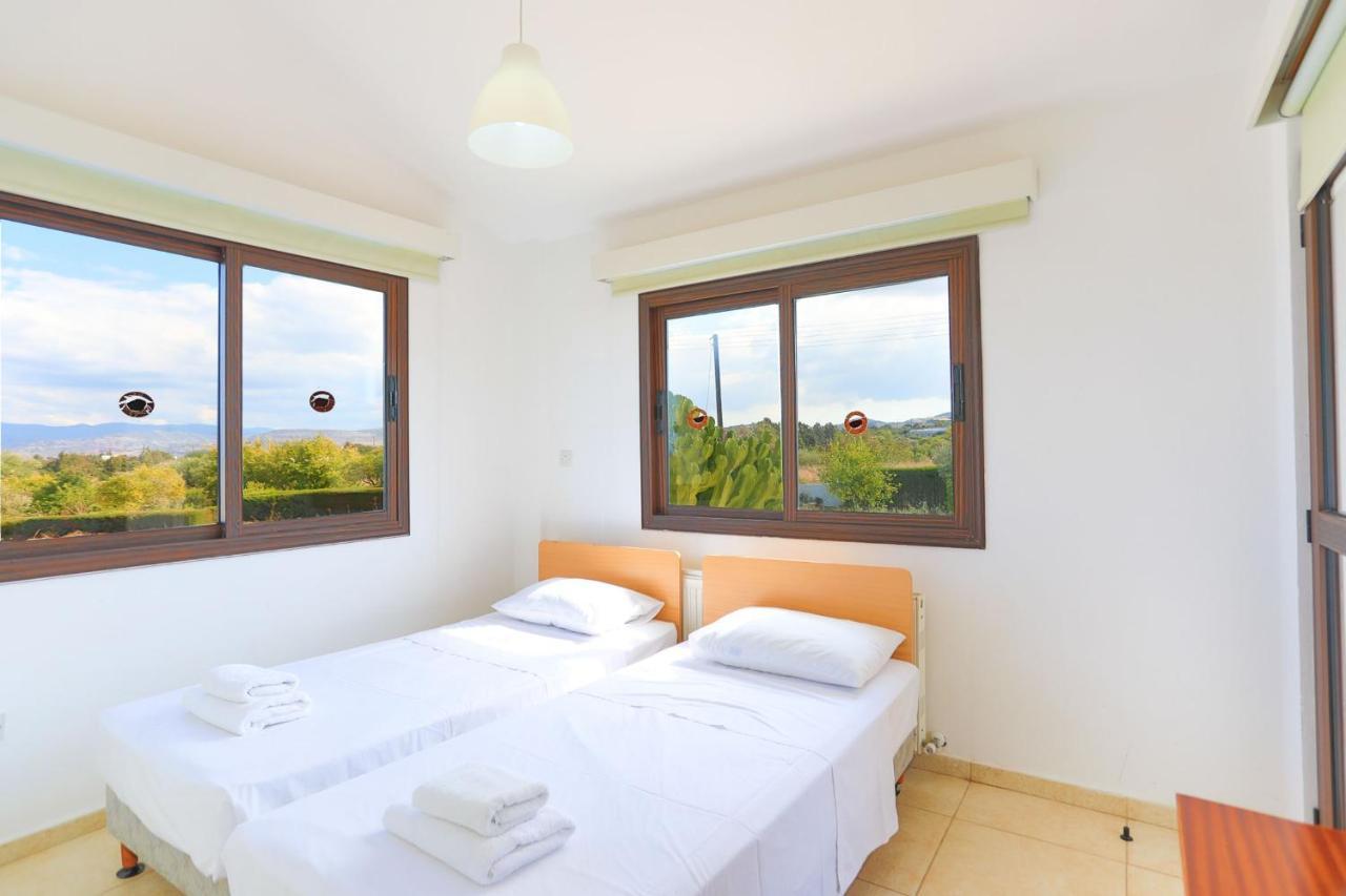 Villa Stavriella Lachi Exteriér fotografie