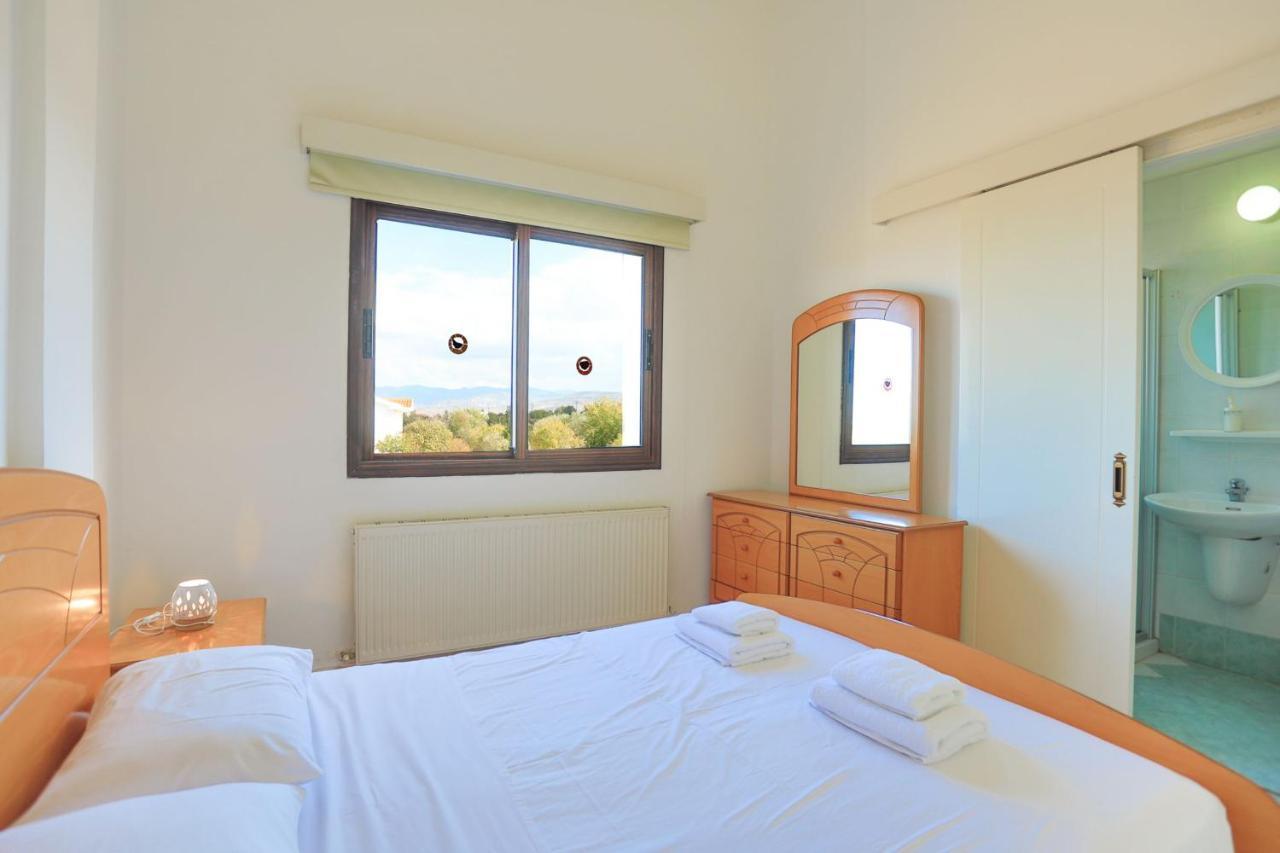 Villa Stavriella Lachi Exteriér fotografie